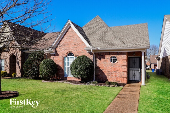 6870 Manslick Rd in Cordova, TN - Building Photo - Building Photo