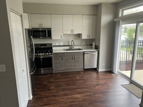 2730 Idaho Rd in Naperville, IL - Building Photo - Building Photo
