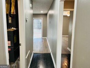 142 Summerwood Dr in Fairburn, GA - Building Photo - Building Photo