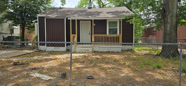 property at 2020 Agnes St