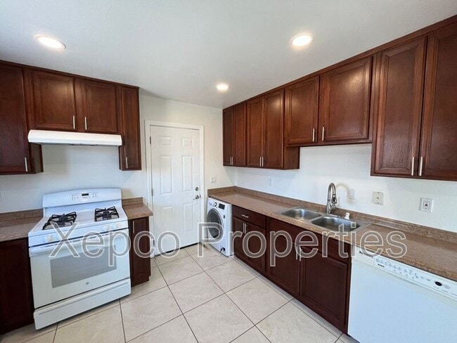 property at 422 Rosa Parks Rd