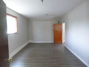 27 Quinnipiac Ave in North Haven, CT - Building Photo - Building Photo