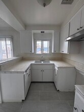 222 Lime St in Inglewood, CA - Building Photo - Building Photo