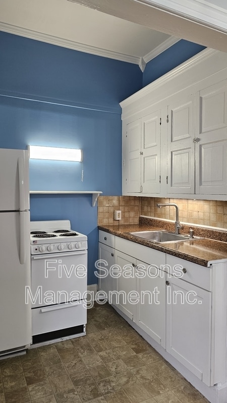 property at 25 Intervale Ave