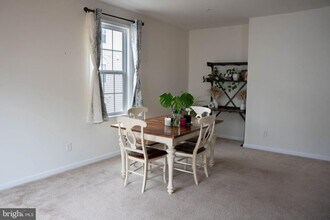 42294 San Juan Terrace in Aldie, VA - Building Photo - Building Photo