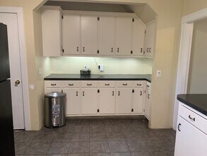 16 Grafton St in Newport, RI - Building Photo - Building Photo