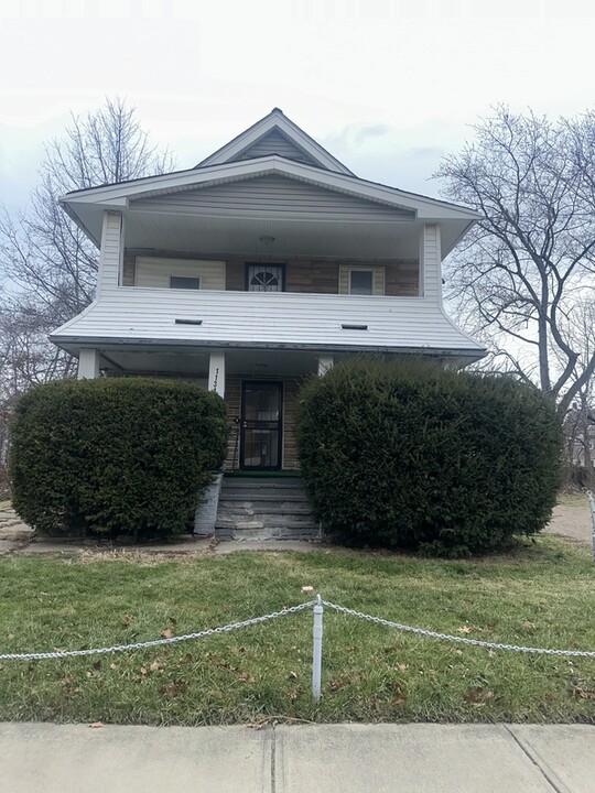 11313 Continental Ave in Cleveland, OH - Building Photo