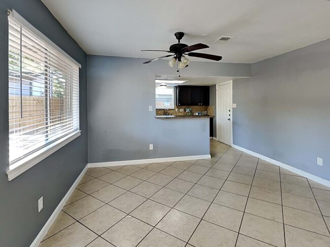 property at 3519 Sardis Ln