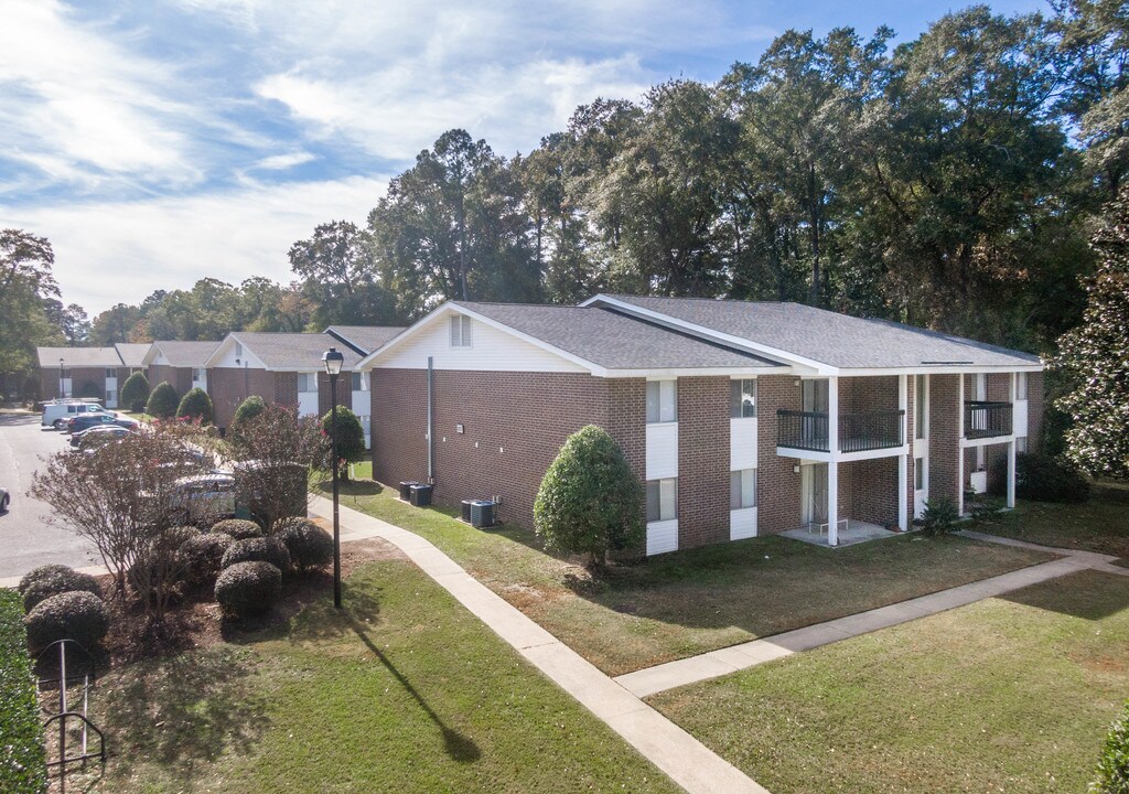 Landmark Woods Apartment Homes in Florence, SC