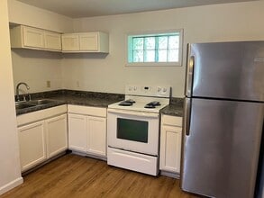 509 E Stevens St, Unit B in Cookeville, TN - Foto de edificio - Building Photo