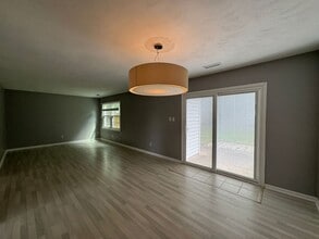 4761 Old Hickory Rd in Virginia Beach, VA - Building Photo - Building Photo