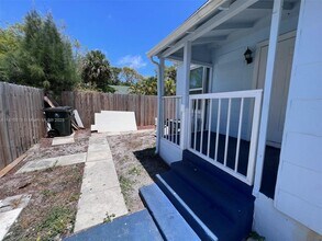 829 S L St in Lake Worth Beach, FL - Building Photo - Building Photo