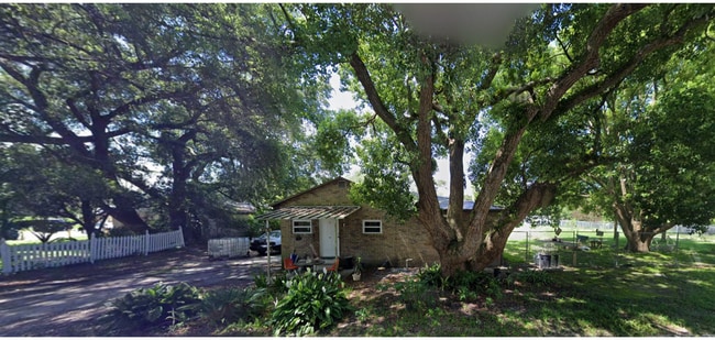 property at 2828 Mineola Dr