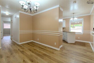 1307 Mary Dr in Iowa Park, TX - Building Photo - Building Photo