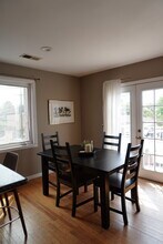 1813 Oliver Ave, Unit Fl 2 in San Diego, CA - Building Photo - Building Photo