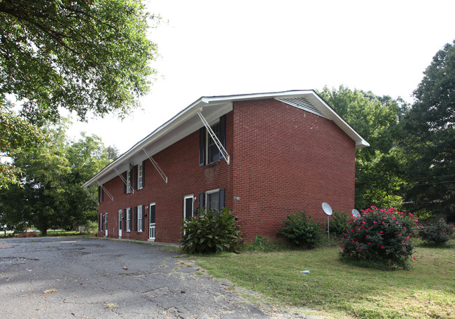 1132 Montcalm St in Charlotte, NC - Foto de edificio - Building Photo