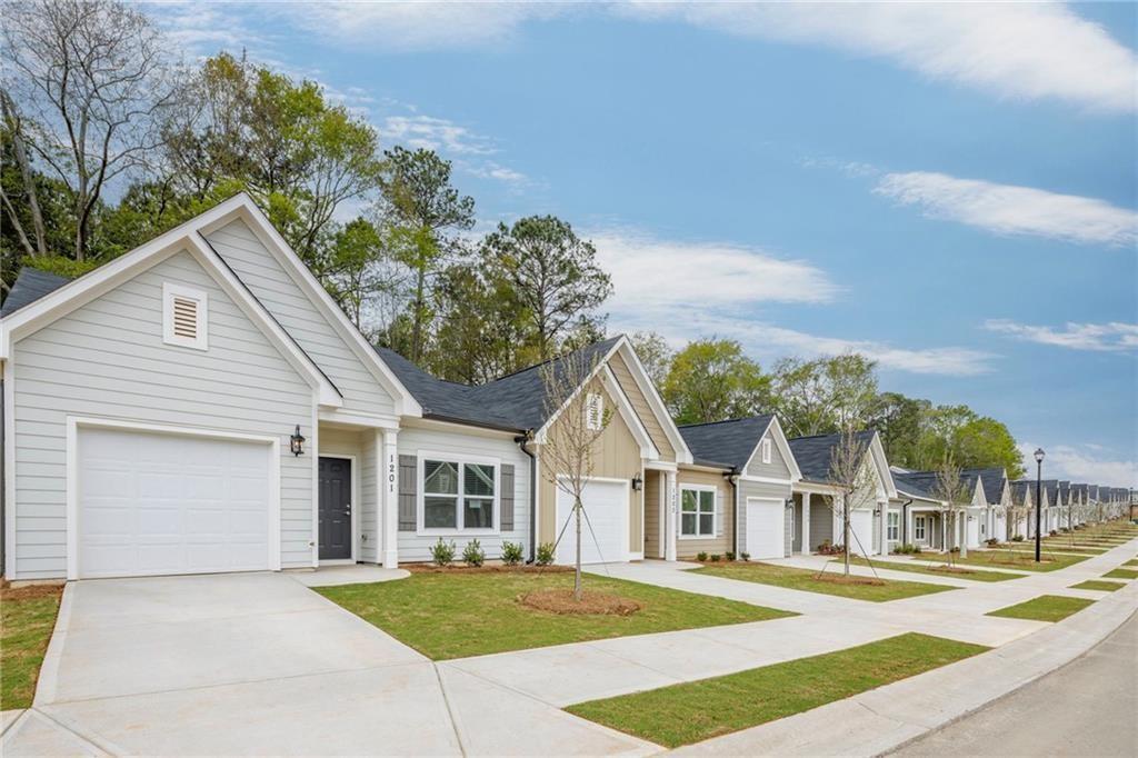 3209 US-78 in Loganville, GA - Building Photo