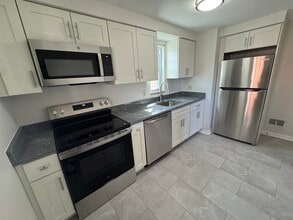 801 Broadway Ave in East Mckeesport, PA - Building Photo - Building Photo