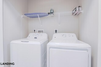 2361 Commerce Park Dr NE, Unit 1406 in Palm Bay, FL - Building Photo - Building Photo