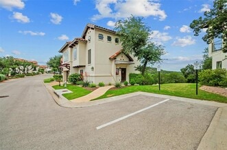 223 Honey Creek Ct in Lakeway, TX - Building Photo - Building Photo
