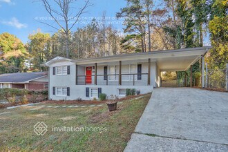 3715 Wisteria Ln SW in Atlanta, GA - Building Photo - Building Photo