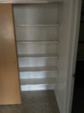 9129 W National Ave in West Allis, WI - Foto de edificio - Building Photo