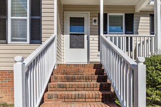 5332 Cottage Bluff Ln in Knightdale, NC - Building Photo - Building Photo