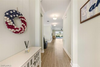 8047 Princeton Dr in Naples, FL - Building Photo - Building Photo