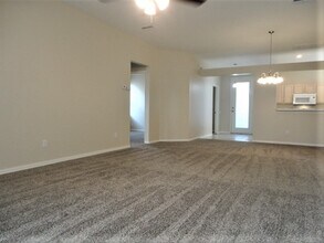 9309 Hunters Park Way in Tampa, FL - Building Photo - Building Photo