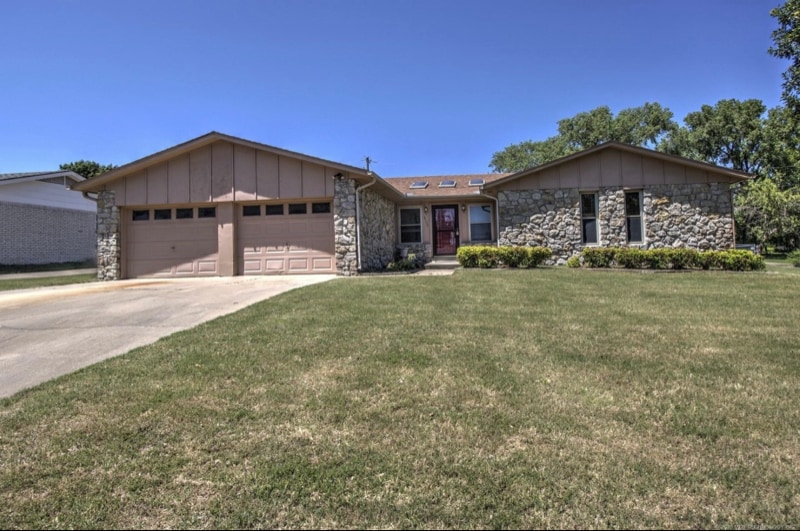 4730 State St in Bartlesville, OK - Building Photo