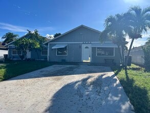 8698 Uranus Terrace in West Palm Beach, FL - Building Photo - Building Photo