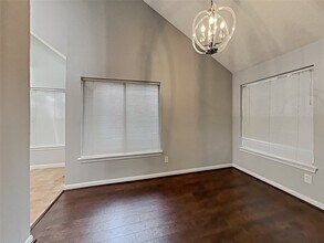 16031 Hidden Acres Dr in Houston, TX - Building Photo - Building Photo