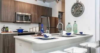 Oasis at Shingle Creek in Kissimmee, FL - Building Photo