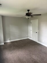 Rossview in Clarksville, TN - Foto de edificio - Building Photo