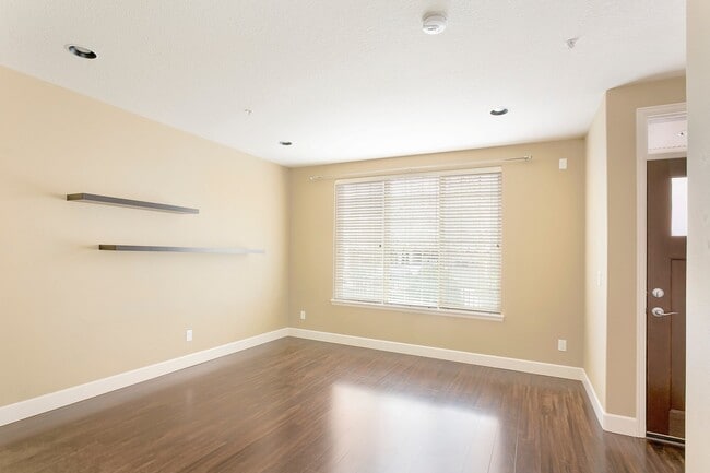 16138 NW Hildago Ln in Portland, OR - Building Photo - Building Photo
