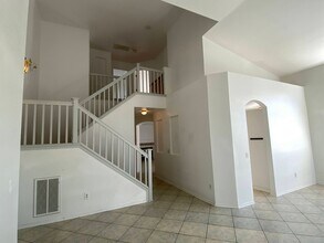 3569 Shogoro Ln in Stockton, CA - Building Photo - Building Photo