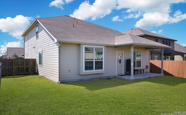 5727 Ivans Farm in San Antonio, TX - Building Photo - Building Photo