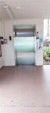 2108 S Cypress Bend Dr in Pompano Beach, FL - Building Photo - Building Photo