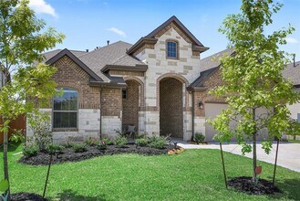 13013 Deep Marine Dr in La Marque, TX - Building Photo - Building Photo