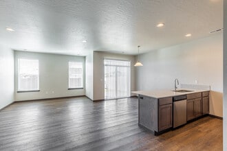 Majestic Villas in Rathdrum, ID - Foto de edificio - Interior Photo