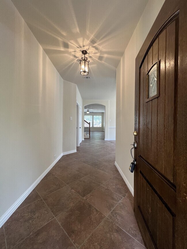 25042 McBride Dr in San Antonio, TX - Building Photo - Building Photo