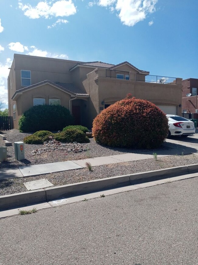 property at 5519 Cibola Dr NE