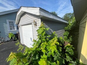 715 S Stone St in Decatur, IL - Building Photo - Building Photo