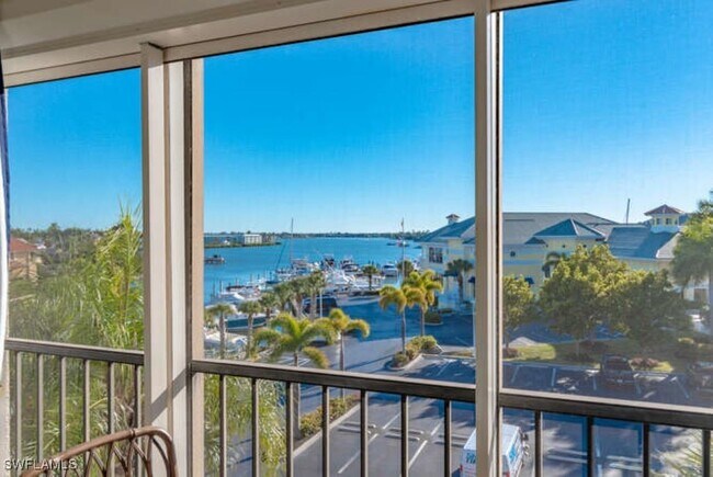 property at 807 River Point Dr
