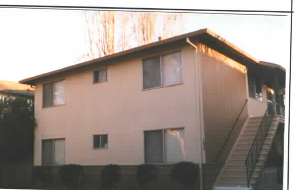 1030 W Hamilton Ave in Campbell, CA - Building Photo - Building Photo