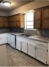 218 Kansas St in Emory, TX - Building Photo - Building Photo