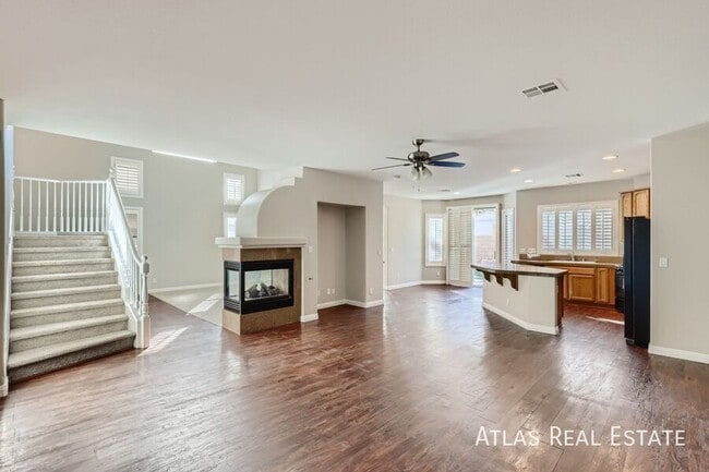 9021 Little Horse Ave
