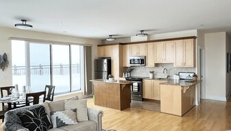 William's Court B in Ottawa, ON - Building Photo