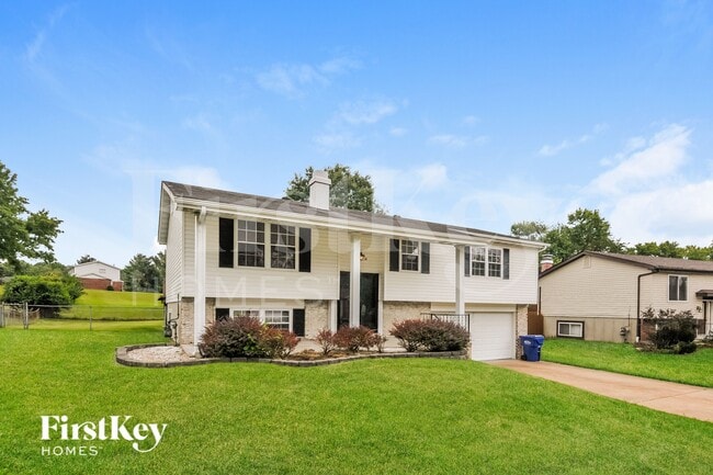 5708 Madlar Ln in Florissant, MO - Building Photo - Building Photo