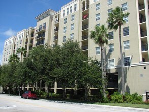 Las Olas by the River in Fort Lauderdale, FL - Foto de edificio - Building Photo
